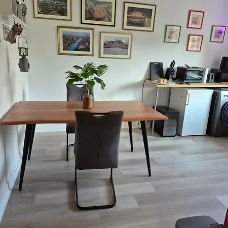 Apartamento Ferienwohnung Sanderstrasse Oberhausen (North Rhine-Westphalia)